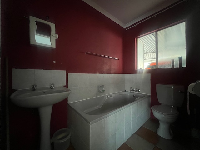 3 Bedroom Property for Sale in Tlhabane West North West